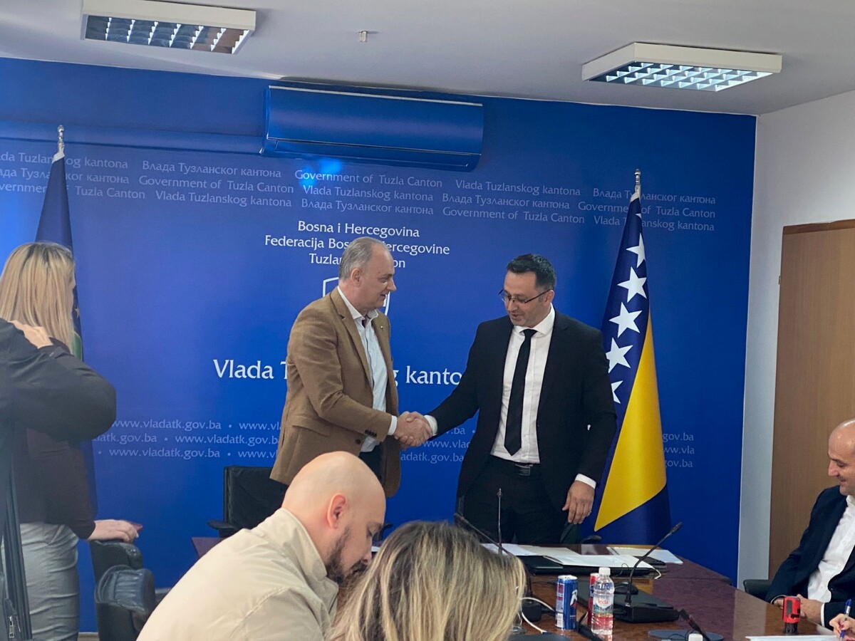 1762869859_69134263d0bf2