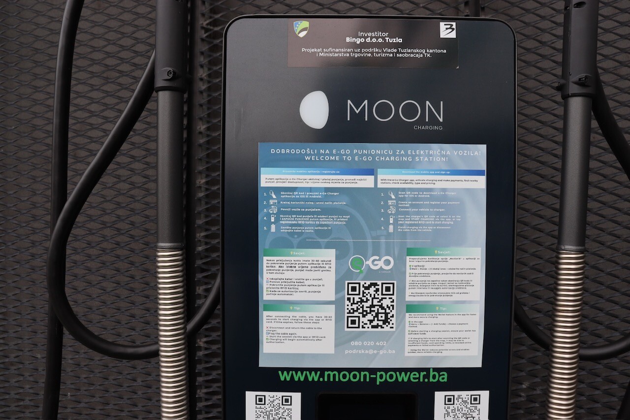 1763996611_692473c3bb444