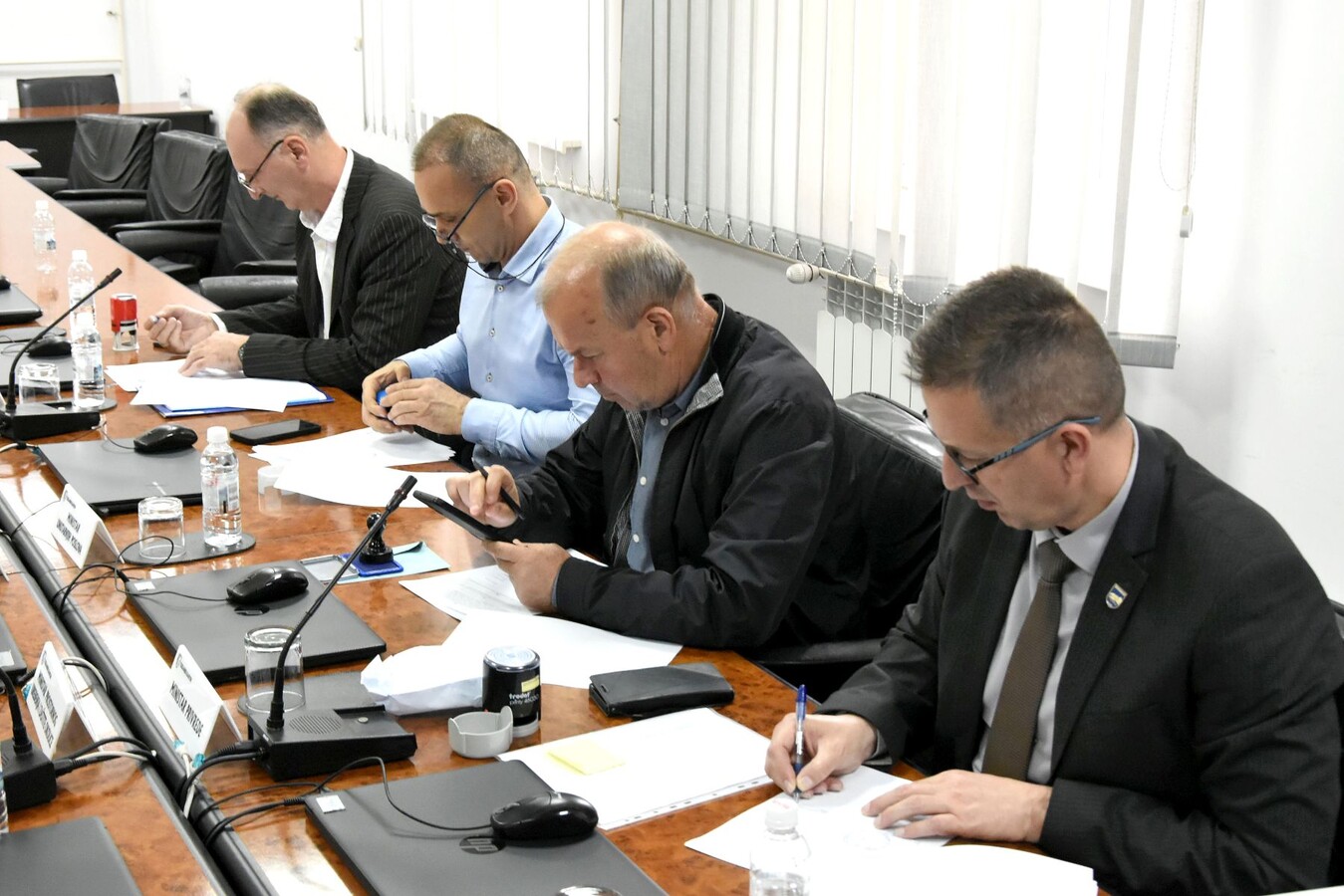 1776344416_69e0dd6005539